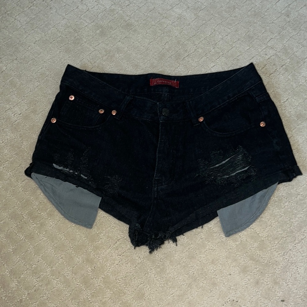 Black denim short shorts!